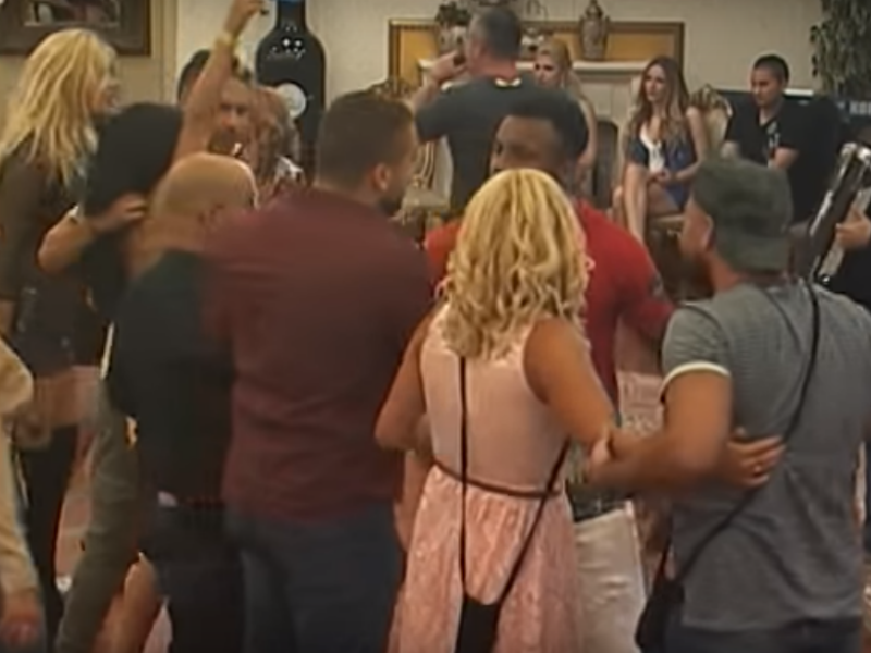 Potukli se Crnogorac i Amerikanac u Parovima! Mirjana reanimirala Kema! VIDEO
