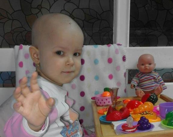 APEL: Pomozimo maloj Mioni da pobedi leukemiju!