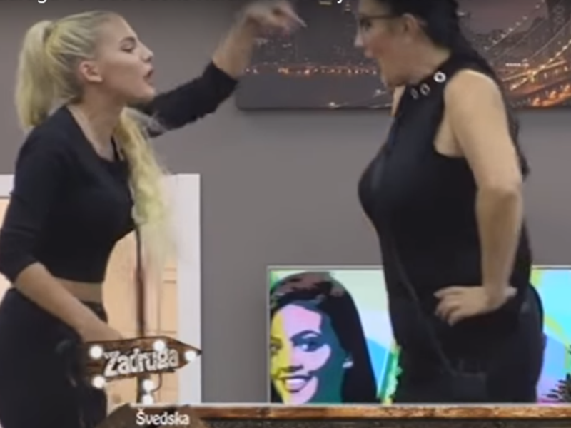 ZADRUGA: Svađa na stolu! Žestoki okršaj Sare Reljić i Saške Karan! VIDEO