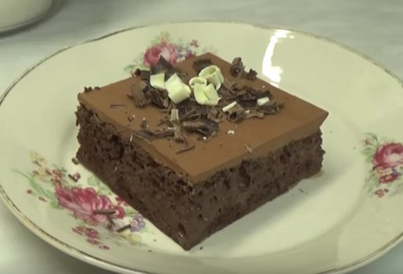 Recept za čokoladno Tri leće! Ljubitelji čokolade ga obožavaju! (VIDEO)