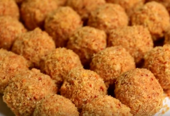 Predjelo: Slane kuglice za 10 minuta - smoki, kikiriki, krem sir! (VIDEO)