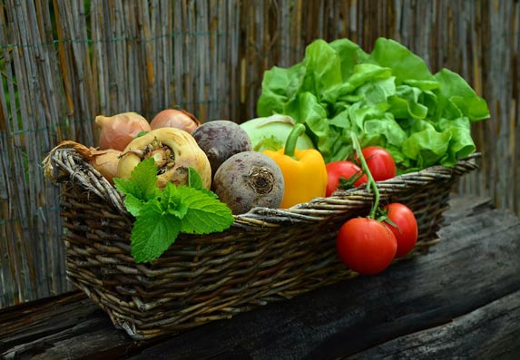 Krompir, paradajz, kupus, luk i patlidžan mogu da naškode zdravlju!