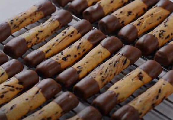 Frulice od testa i čokolade! Jednostavan recept! (VIDEO)