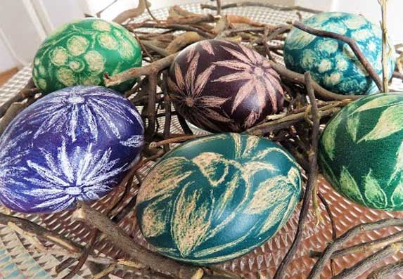 Ovako se šaraju najlepša vaskršnja jaja! (VIDEO)