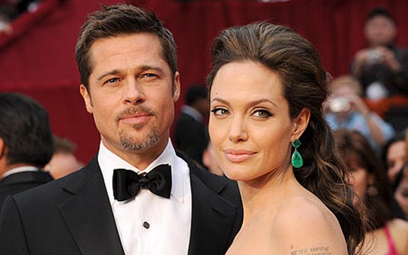 Angelina Jolie je nakaza koja zlostavlja svoju decu!