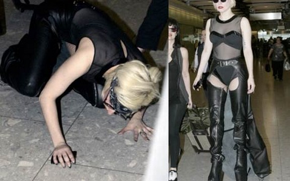 Lady Gaga pala zbog previsokih platformi (Video)