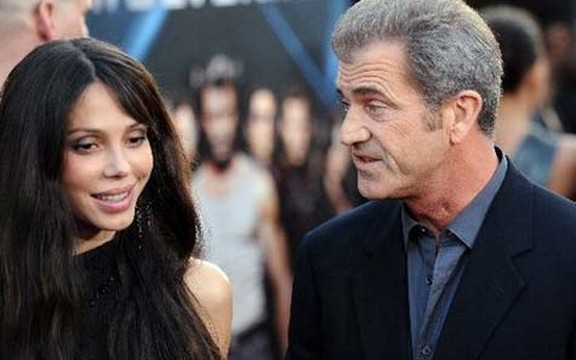 Snimak Mel Gibsona kako vredja Oksanu (Video)