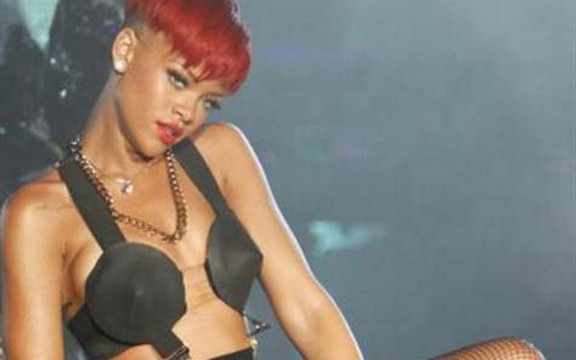 Nan Betty Kresin: Rihanna je savršena devojka za mog unuka