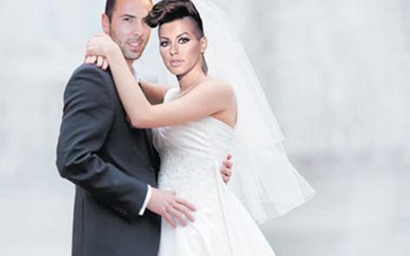 Seka Aleksić prodaje svih 6 haljina sa venčanja