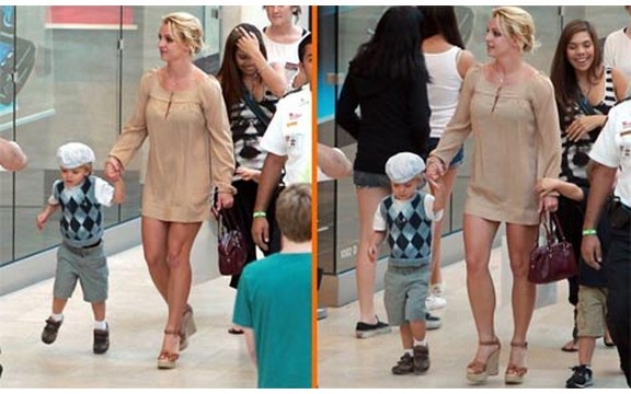Gole noge Britney Spears