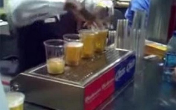 Nova mašina za točenje piva (Video)