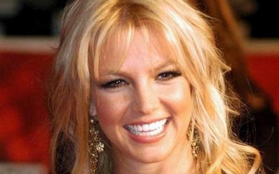 Novi singl Britney Spears (Video)