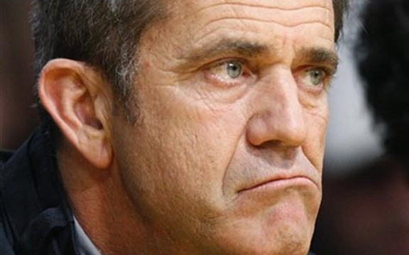 Mel Gibsonu preti 4 godine zatvora