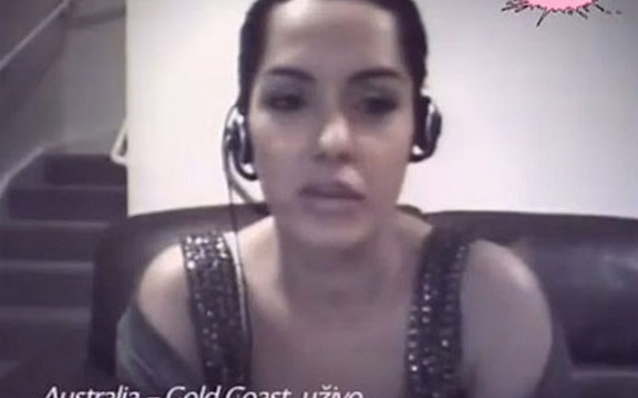 Tanja Savić putem Skypea demantovala da joj je brak u krizi (Video)