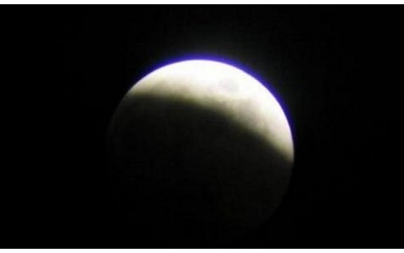 Kako je izgledalo sinoćnje pomračenje meseca (Video)