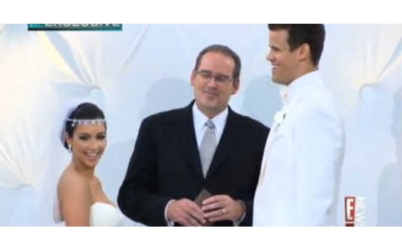 Pogledajte kako je izgledala svadba Kim Kardashian (Video)