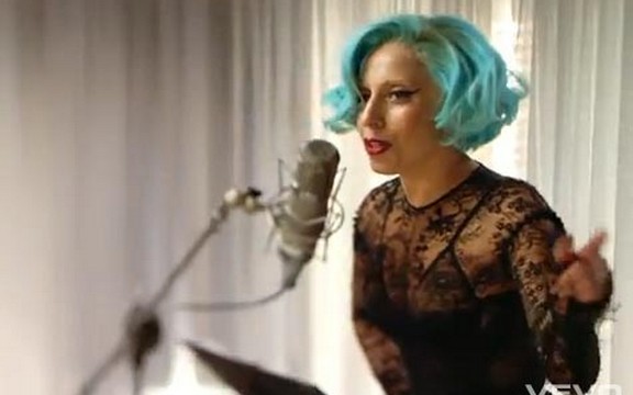 Novi spot: Lejdi Gaga i Toni Benet - The Lady is a tramp (Video)