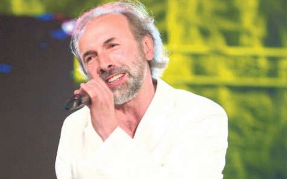 Dino Merlin zakazao i treći koncert u Beogradu