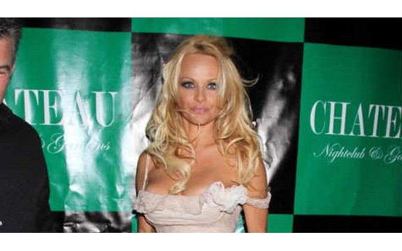 Pamela Anderson dobila ulogu Device Marije