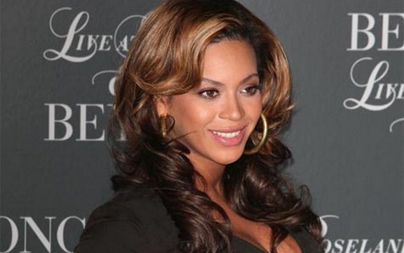Beyonce se još nije porodila, uslikana u restoranu