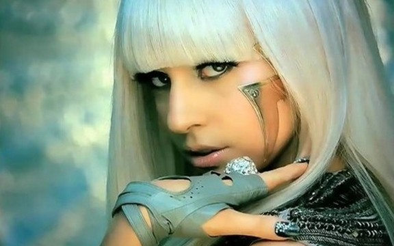 Lejdi Gaga postaje kraljica Tvitera!