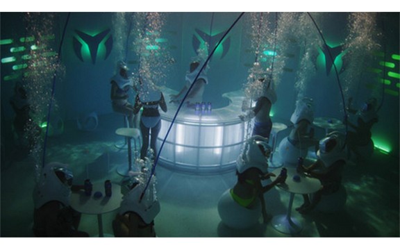 Prvi noćni klub pod vodom realnost ili ne!? (Video+Foto)