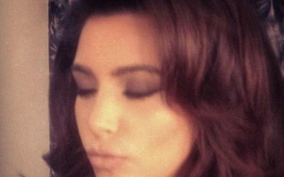 Kim Kardašijan pući usne i traži u sebi Sofiju Loren (Foto)