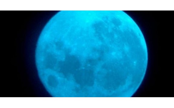 Danas će se na nebu pojaviti Plavi Mesec (Video)