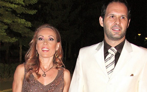 Posle 17 godina: Aleksandar i Marija Srećković dobili drugo dete