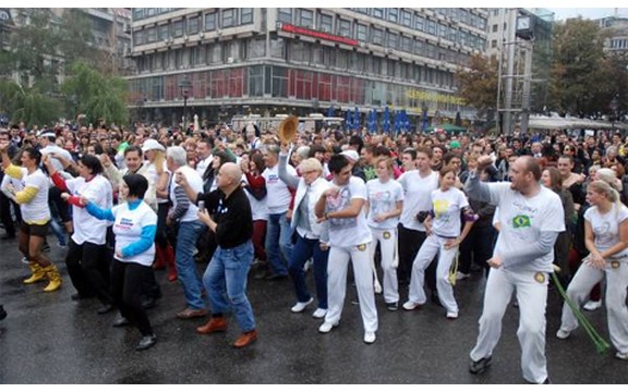 Pogledajte: Razigrana Gangnam style Srbija (Video)