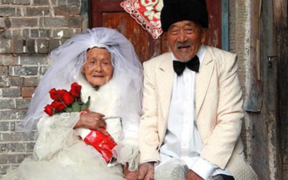 Prava slika ljubavi: Nakon 88 godina dobili venčanu fotografiju