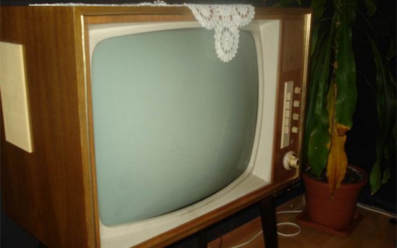 Skupa pretplata: Britanci još uvek koriste stare televizore!