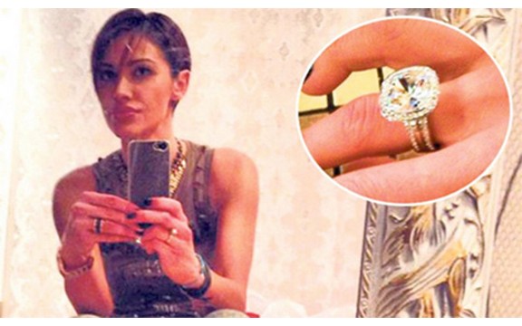 Bojana Stojković dobila dijamantski prsten