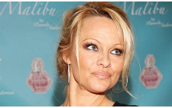 Pamela Anderson u kampanji protiv guščije paštete