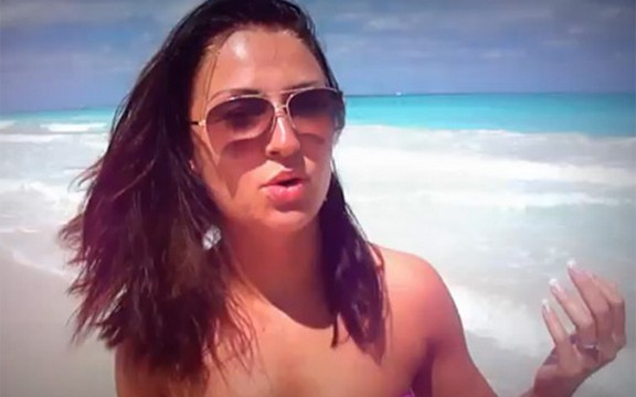 Katarina Živković otpevala dve nove pesme na Kubi (Video)