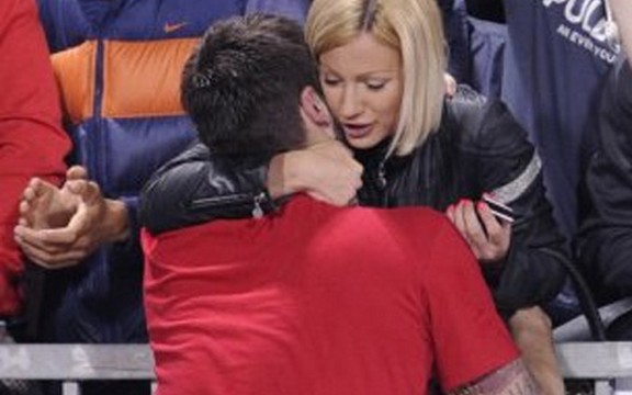 Ana Kokić bodrila supruga u finalnoj utakmici vaterpolo Lige šampiona!