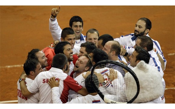Srbija u finalu Dejvis kupa! Teniski junaci spremaju novo iznenađenje! (Foto)