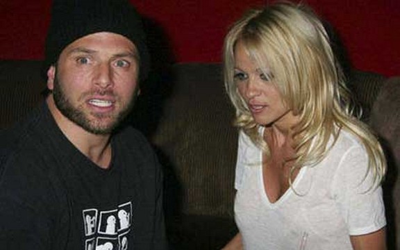 Reciklaža: Pamela Anderson o bivšem mužu - Mi smo prijatelji sa povlasticama!