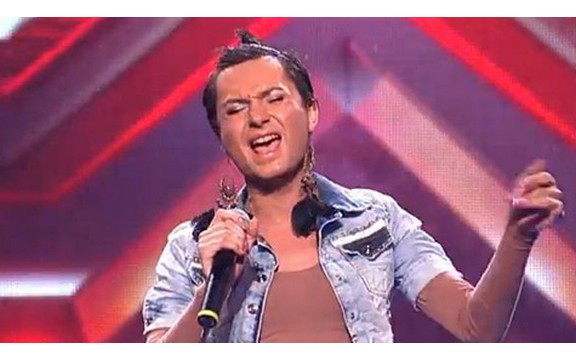 X Factor Adria: Večeras transeksualac na sceni! (Video)
