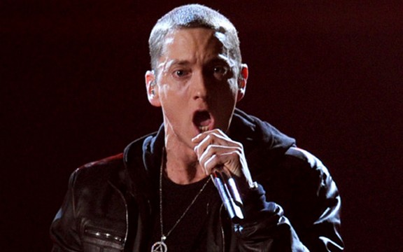 Precenio se: Eminem tražio čak 2 miliona dolara da nastupi na Superboulu, pa je i odbijen!