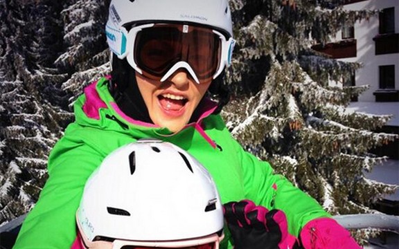 Goca Tržan sa ćerkom Lenom uživa na skijanju (Foto)
