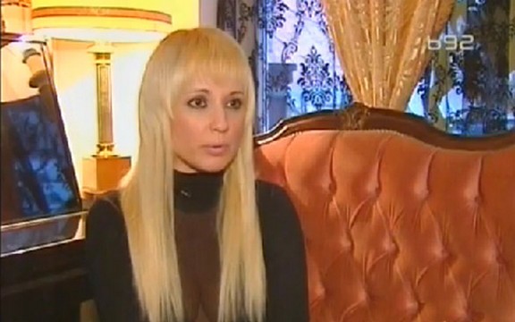 Maja Nikolić: Ava Karabatić nije talentovana za pevanje!