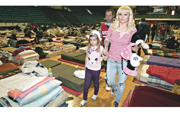 Ćerka Goce Tržan poklonila sve svoje igračke deci u prihvatilištu (Foto)