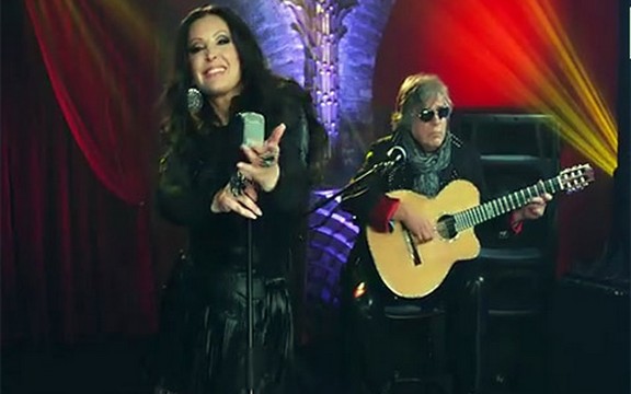 Premijera: Dragana Mirković snimila duet sa portorikanskim muzičarem na engleskom i španskom jeziku! (Video)