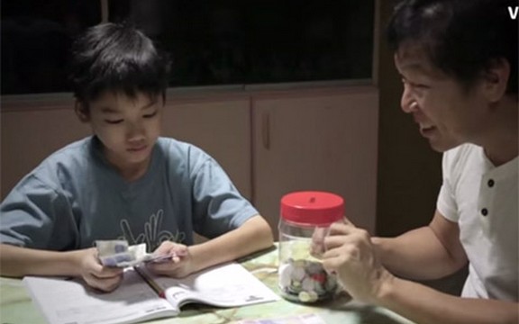 Dirljiva priča o dečaku koji je mrzeo svog siromašnog oca, a onda je otkrio veliku tajnu! (Video)