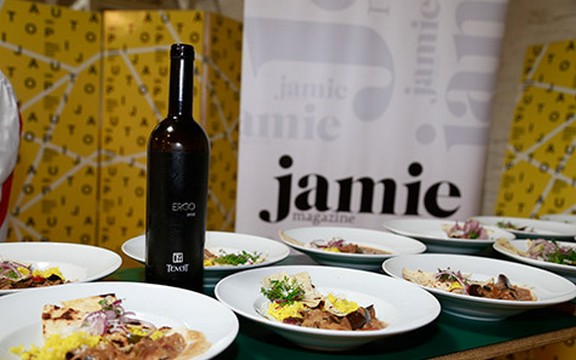 Održana promocija magazina Džejmi: Oliverove kulinarske čarolije u Srbiji od prvog oktobra (Foto)