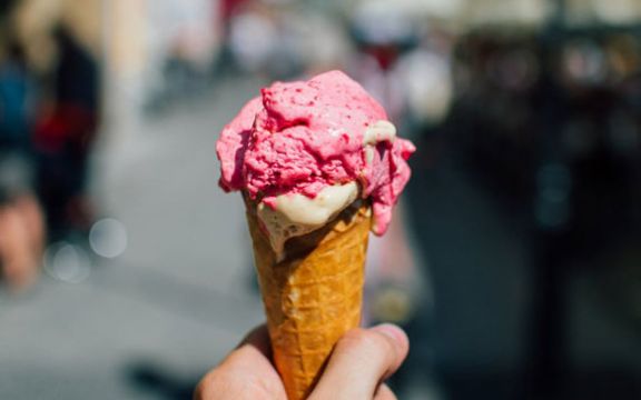 Pravo osveženje za letnje dane: Sladoled koji se neće lepiti za struk!