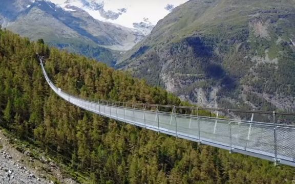 Najduži pešački most na svetu otvoren u Švajcarskoj! VIDEO