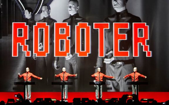 Kraftwerk: Gremi nagrada za najbolji dens album! (VIDEO)