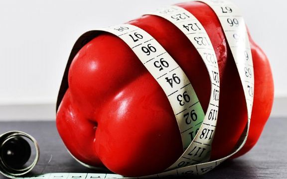 Zašto muškarci kilograme gube brže od žena?